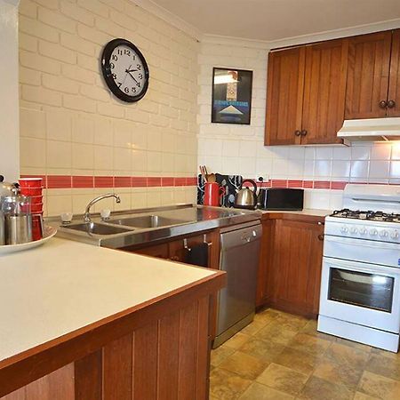 Lawlers 2 Apartment Hotham Heights Exterior photo