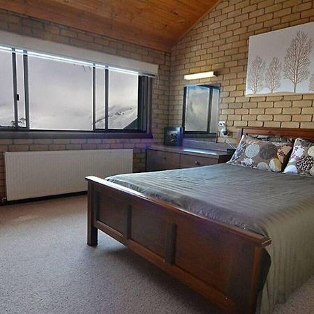 Lawlers 2 Apartment Hotham Heights Exterior photo